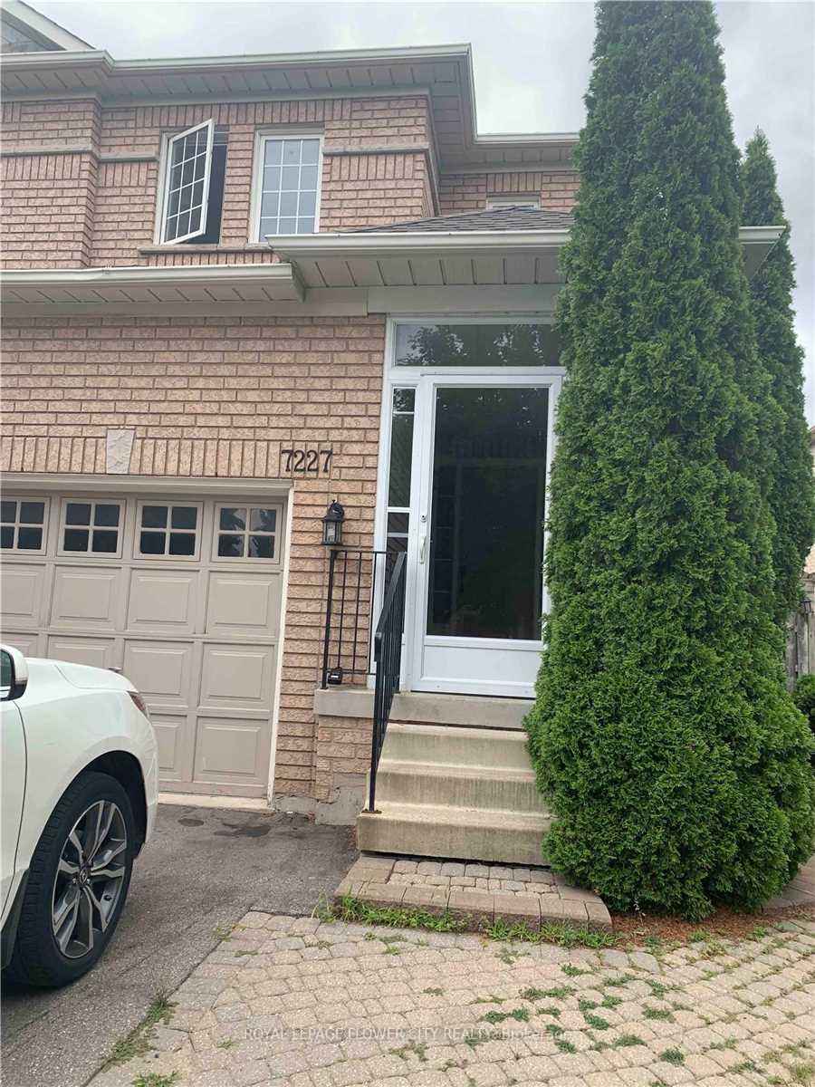 7227-para-place-mississauga-ontario-w13518772