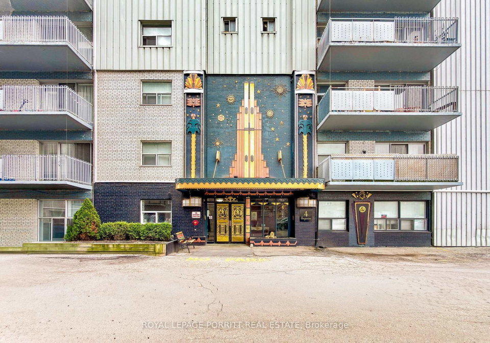 4-superior-avenue-toronto-etobicoke-ontario-w13518916