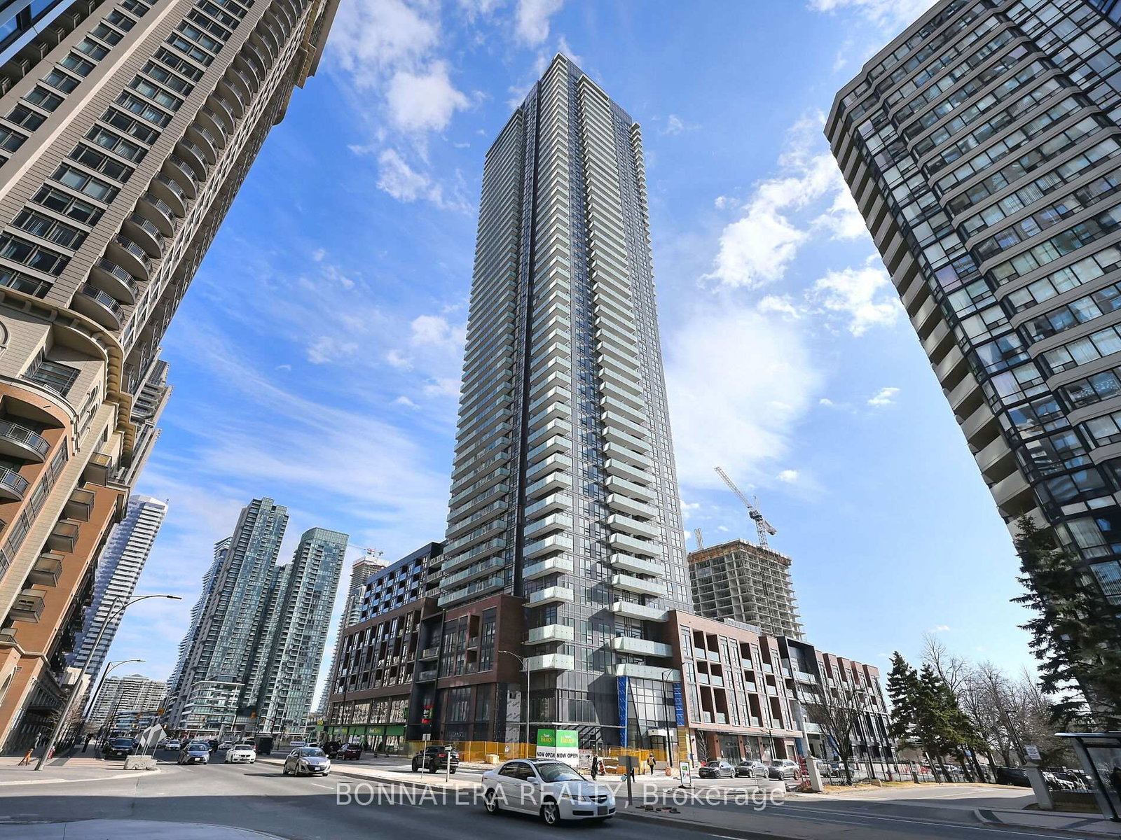 430-square-one-drive-mississauga-ontario-w13518970