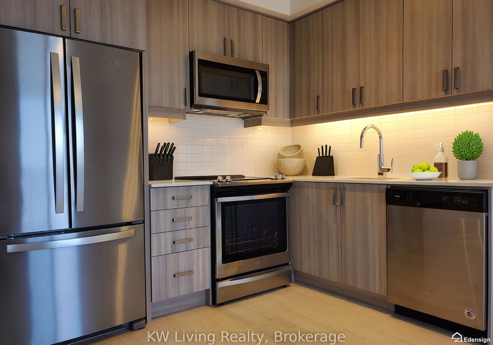 8-nahani-way-mississauga-ontario-w13519140