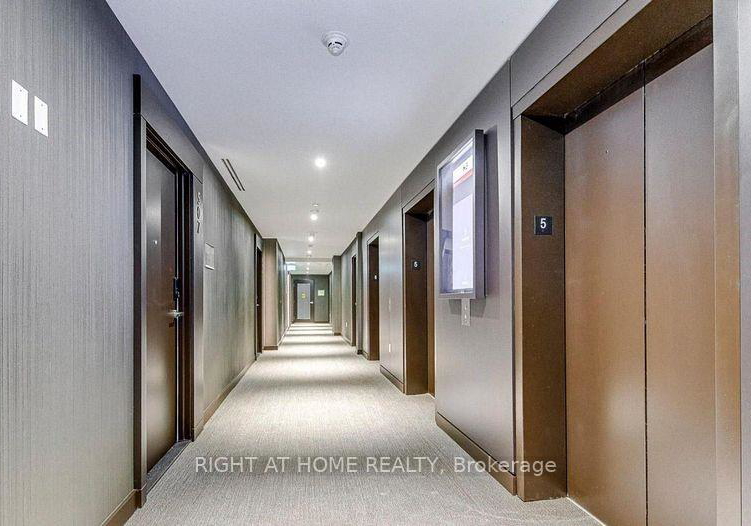 448-burnhamthorpe-road-w-mississauga-ontario-w13519246