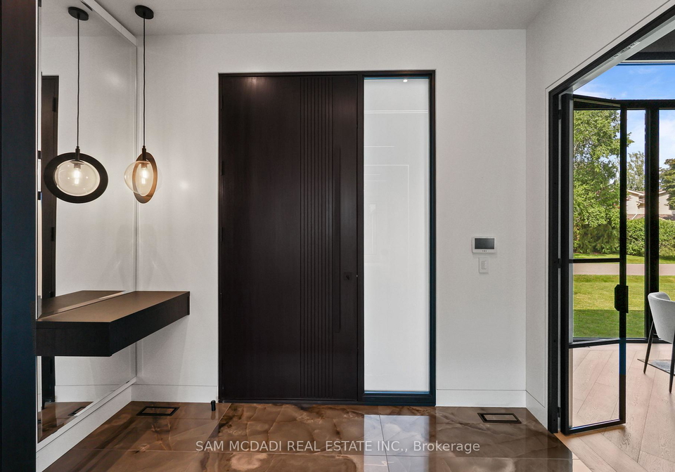 2186-harcourt-crescent-mississauga-ontario-w13519456