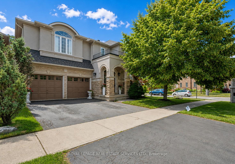 372-creek-path-avenue-oakville-ontario-w13519506