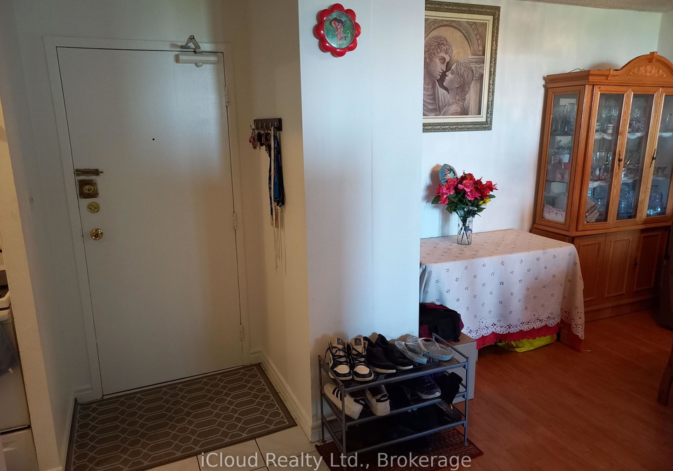 390-dixon-road-toronto-etobicoke-ontario-w13519894
