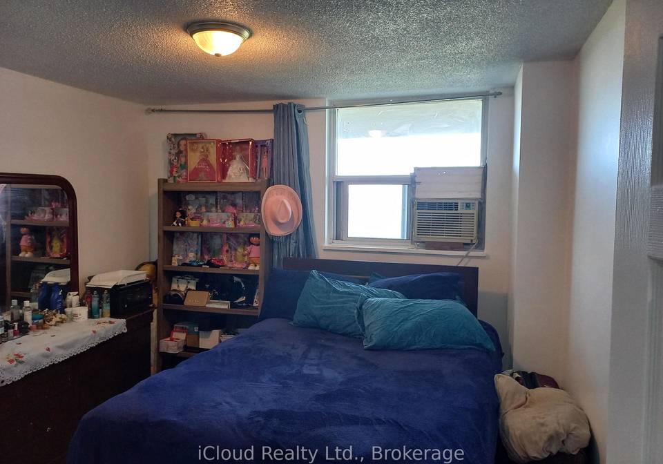 390-dixon-road-toronto-etobicoke-ontario-w13519894