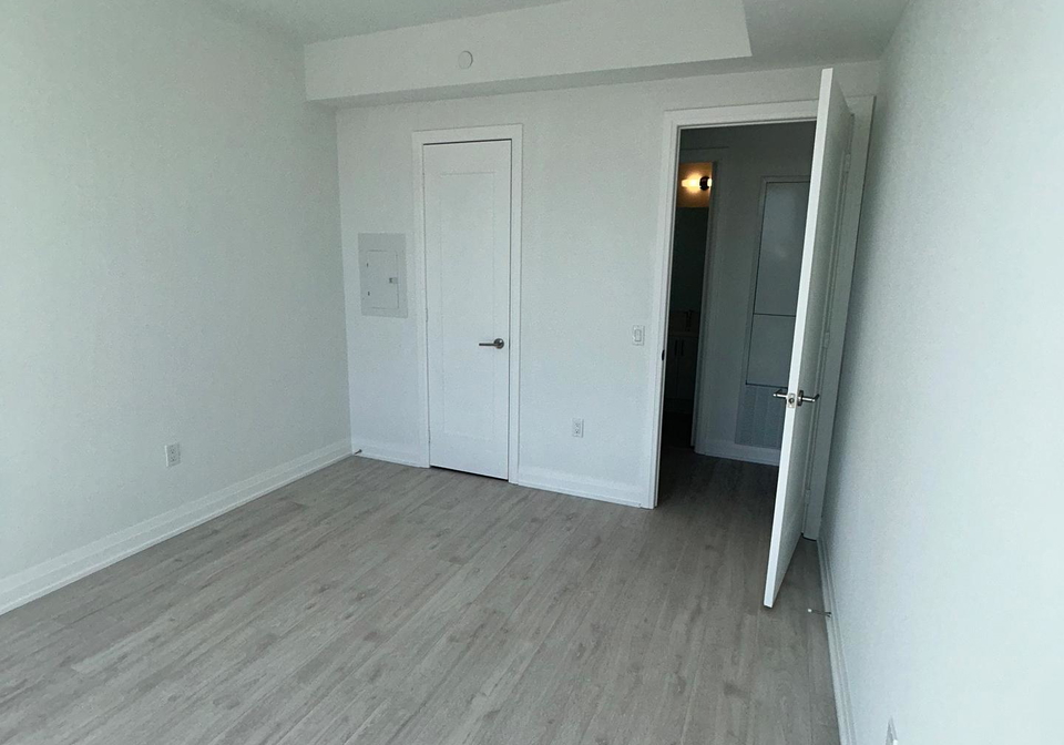 412-silver-maple-road-oakville-ontario-w13520046