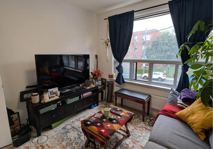 1982-eglinton-avenue-w-toronto-north-york-ontario-w13520236