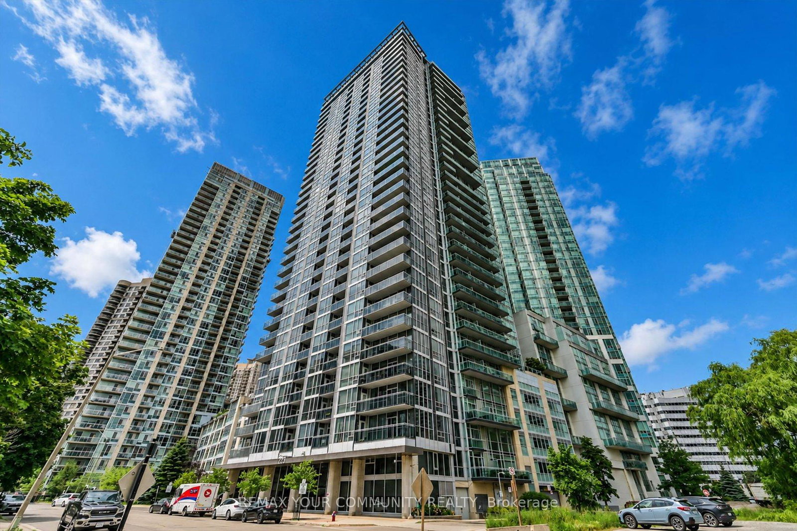223-webb-drive-mississauga-ontario-w13520370