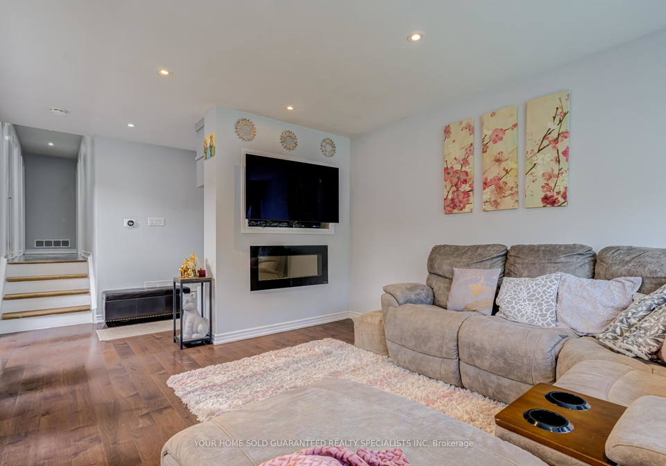 5-hallow-crescent-toronto-etobicoke-ontario-w13520464