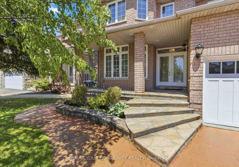 153-bristol-road-e-mississauga-ontario-w13520480