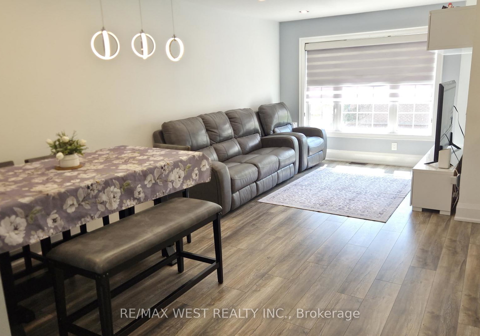 3020-cedarglen-gate-mississauga-ontario-w13520530