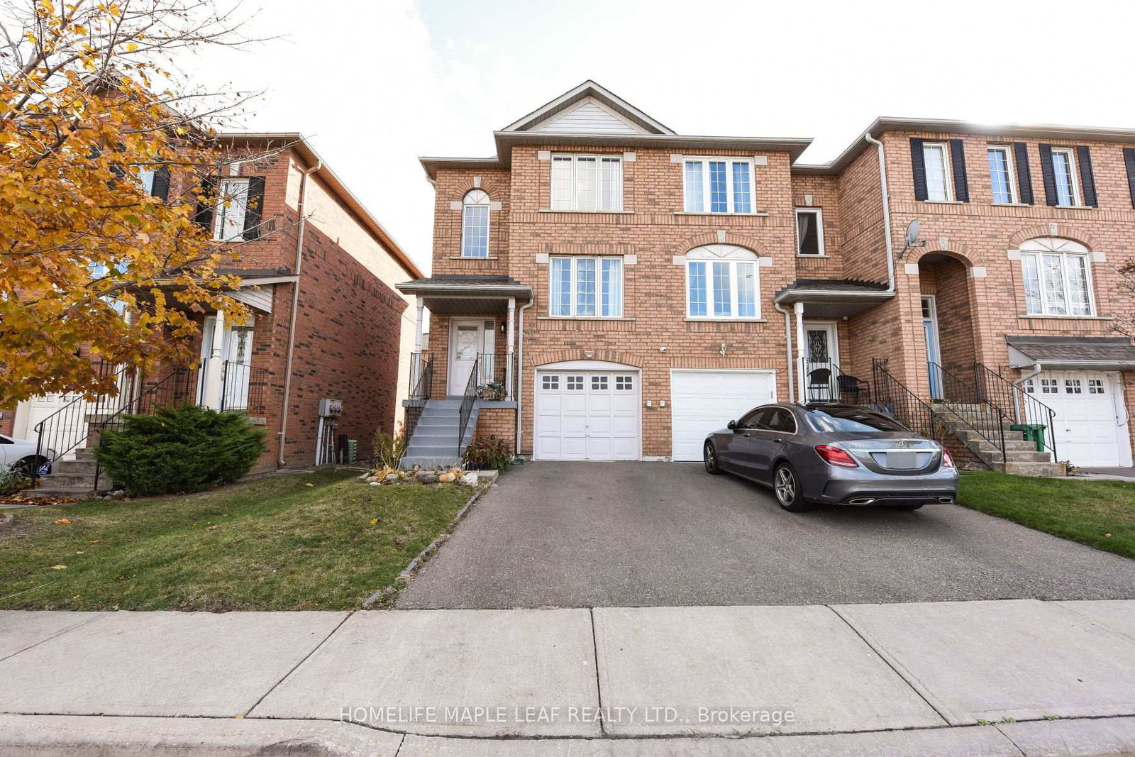 2-clay-brick-court-e-brampton-ontario-w13520892