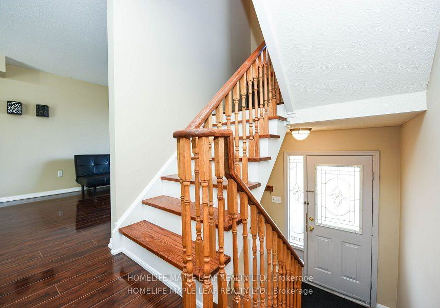 2-clay-brick-court-e-brampton-ontario-w13520892