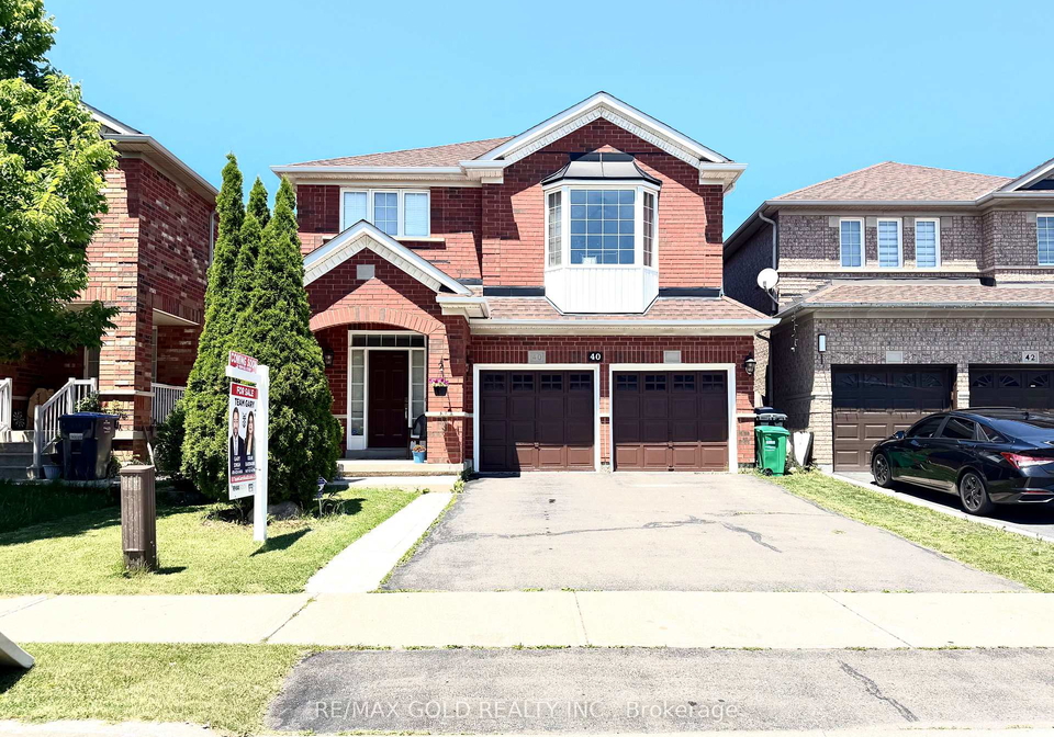 40-dunure-crescent-brampton-ontario-w13521074