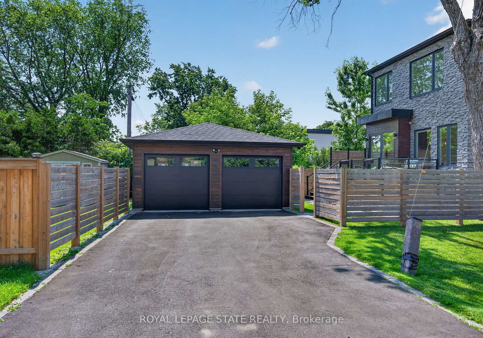 1047-meredith-avenue-mississauga-ontario-w13521080