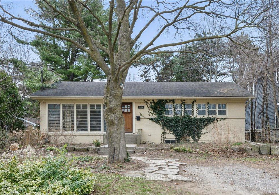 1406-acton-crescent-oakville-ontario-w13521106