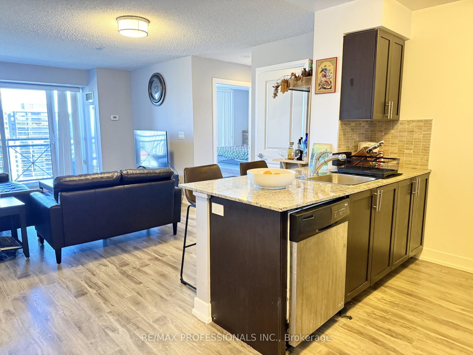 2-eva-road-toronto-etobicoke-ontario-w13521128