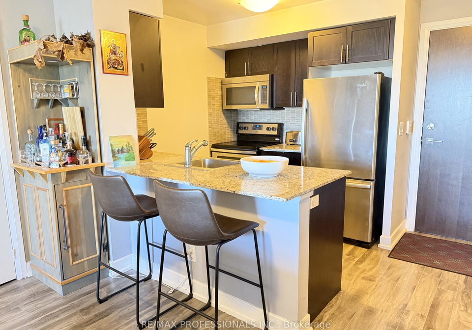 2-eva-road-toronto-etobicoke-ontario-w13521128