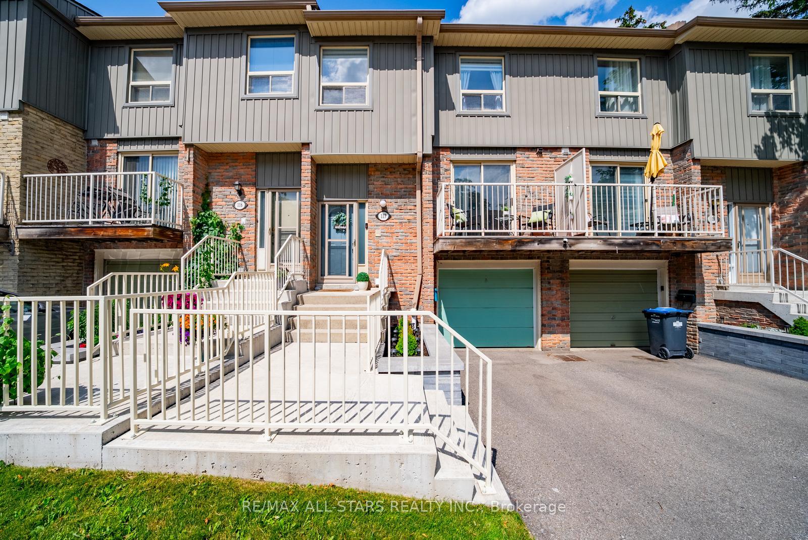 60-hanson-road-mississauga-ontario-w13521304