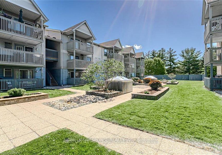 2010-cleaver-avenue-burlington-ontario-w13521322