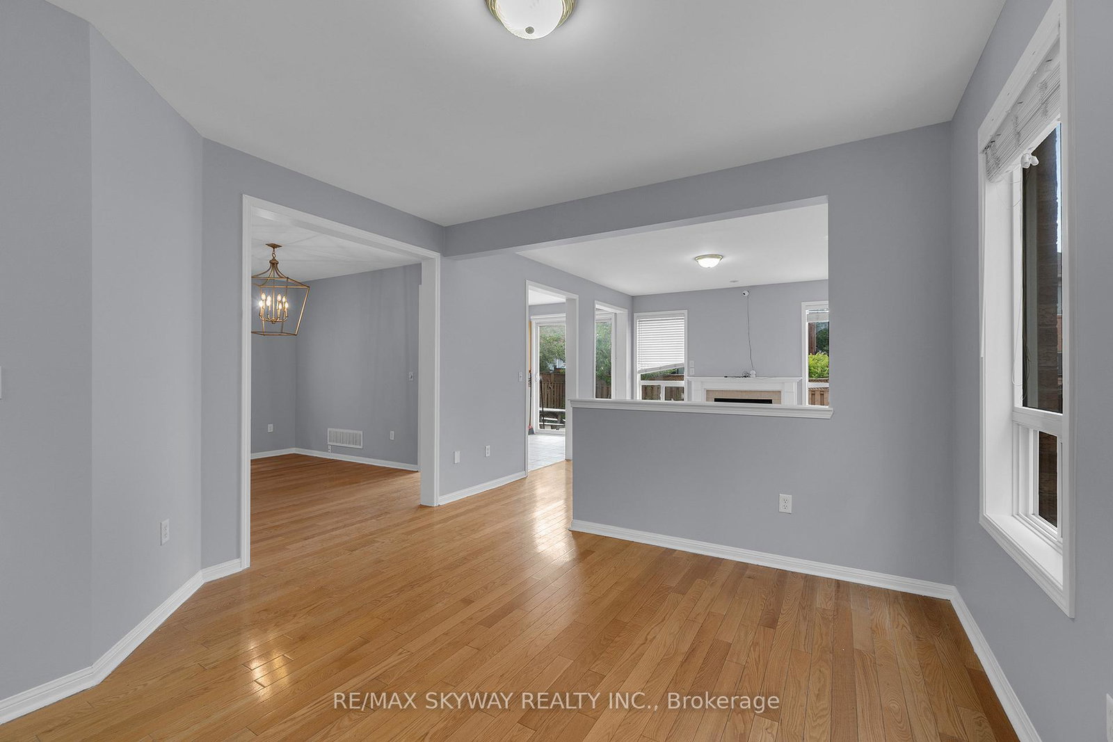 16-raccoon-street-brampton-ontario-w13521354