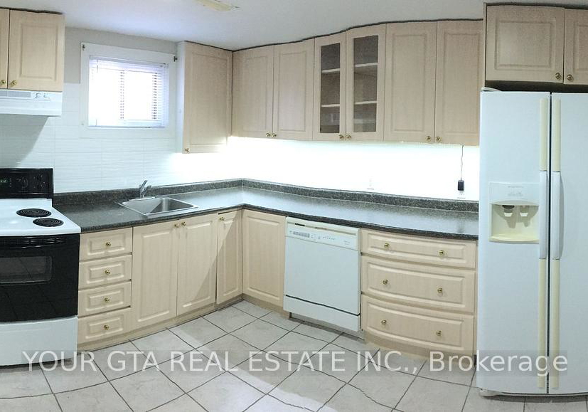 147-bonham-boulevard-mississauga-ontario-w13521520