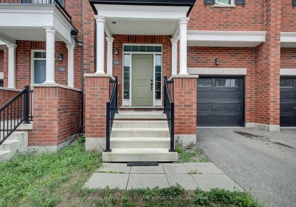 786-banks-crescent-milton-ontario-w13521548