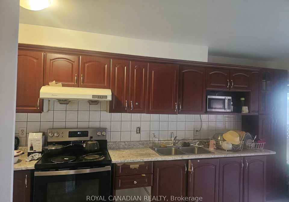 112-lauraglen-crescent-brampton-ontario-w13521628