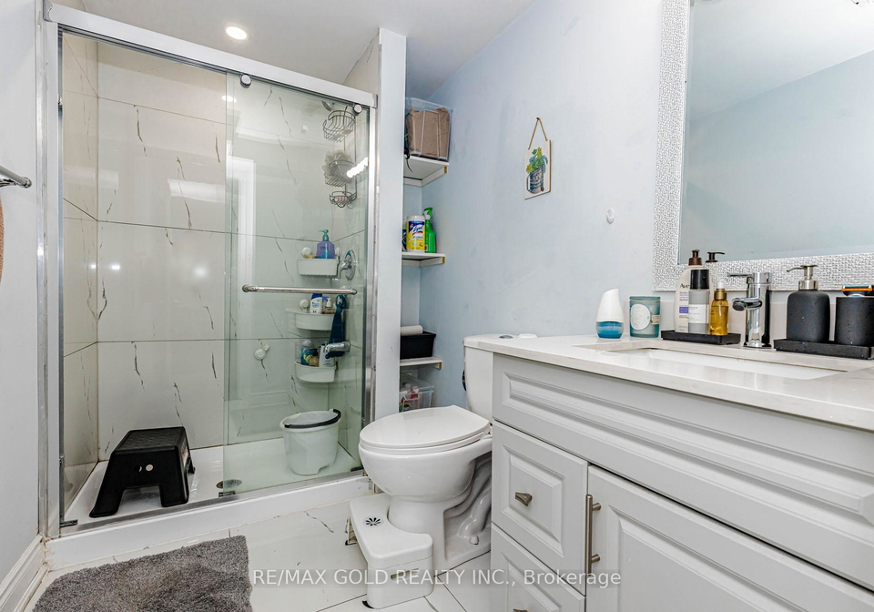 4-trudelle-crescent-brampton-ontario-w13521794