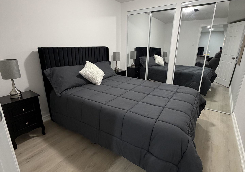 6760-darcel-avenue-mississauga-ontario-w13521826