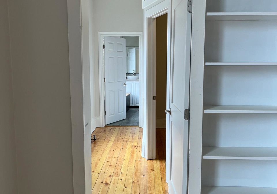 2854-dundas-street-w-toronto-toronto-ontario-w13522036