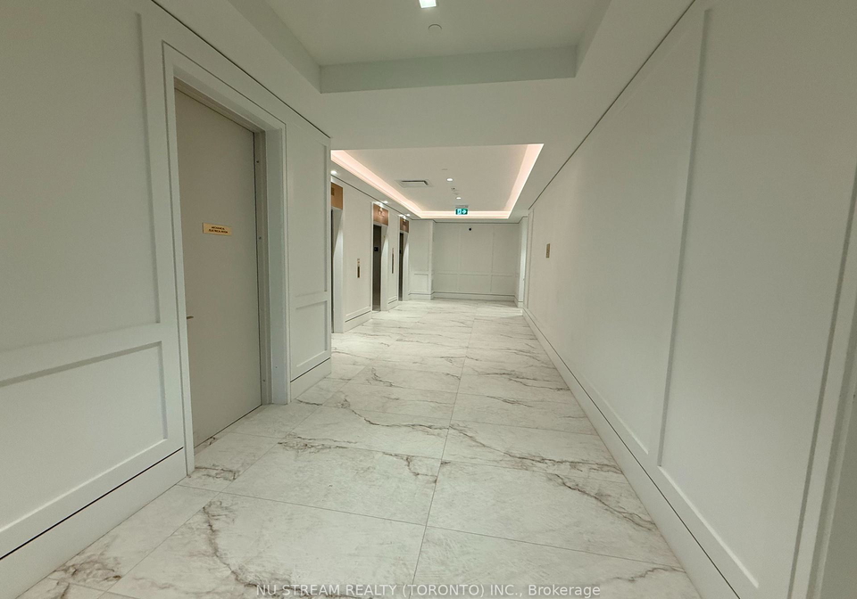 4000-eglinton-avenue-w-toronto-etobicoke-ontario-w13522084