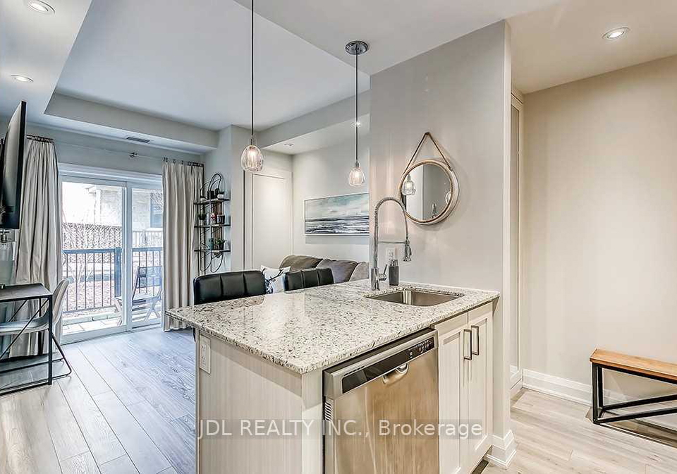 73-washington-avenue-oakville-ontario-w13522102