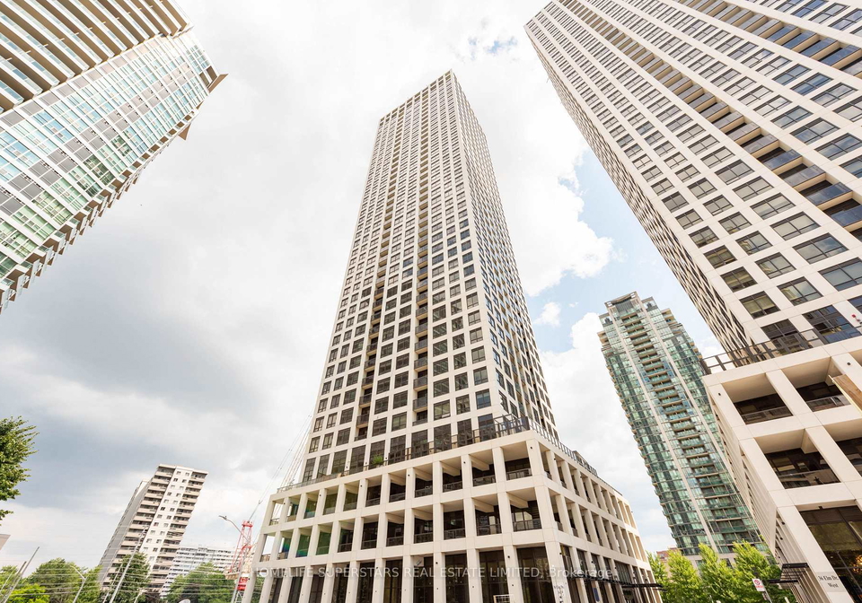 30-elm-drive-w-mississauga-ontario-w13522270