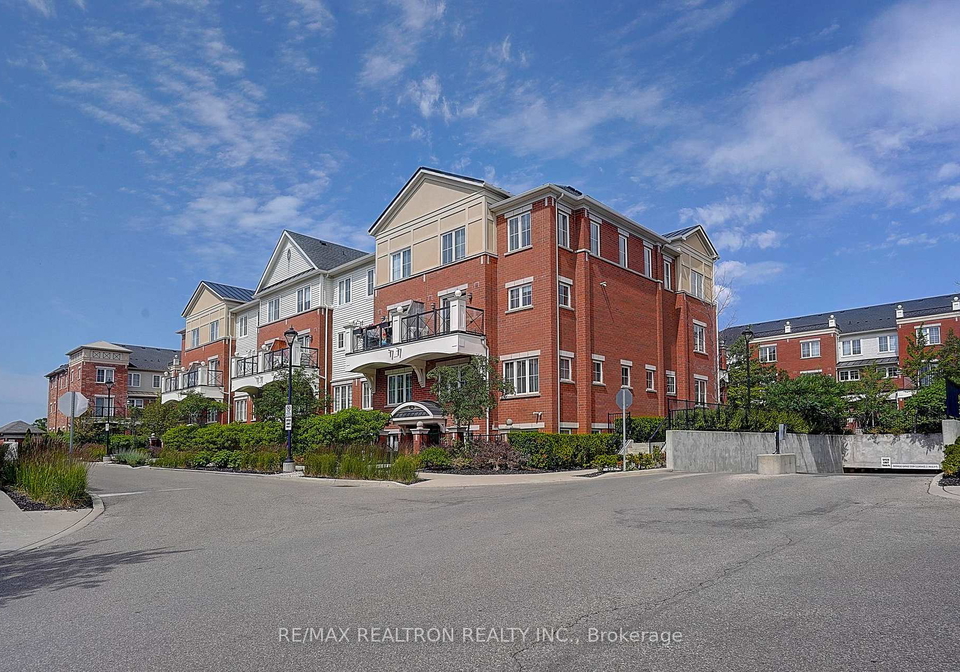 2492-post-road-oakville-ontario-w13522352