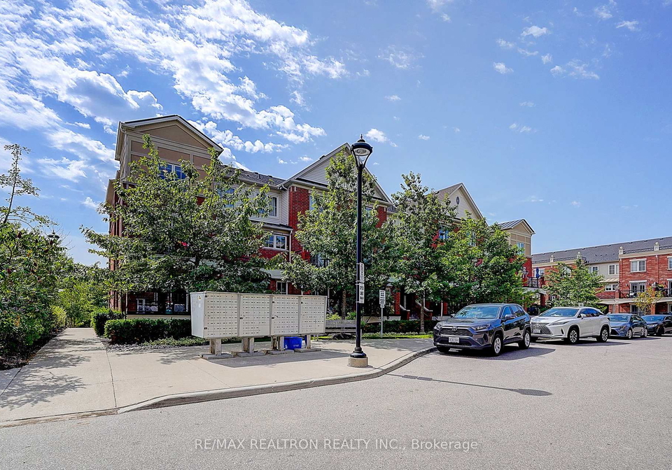 2492-post-road-oakville-ontario-w13522352