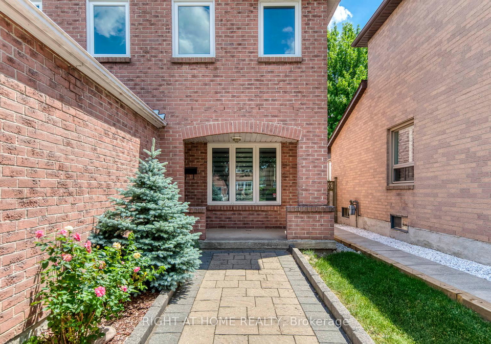 17-nickel-crescent-brampton-ontario-w13522464