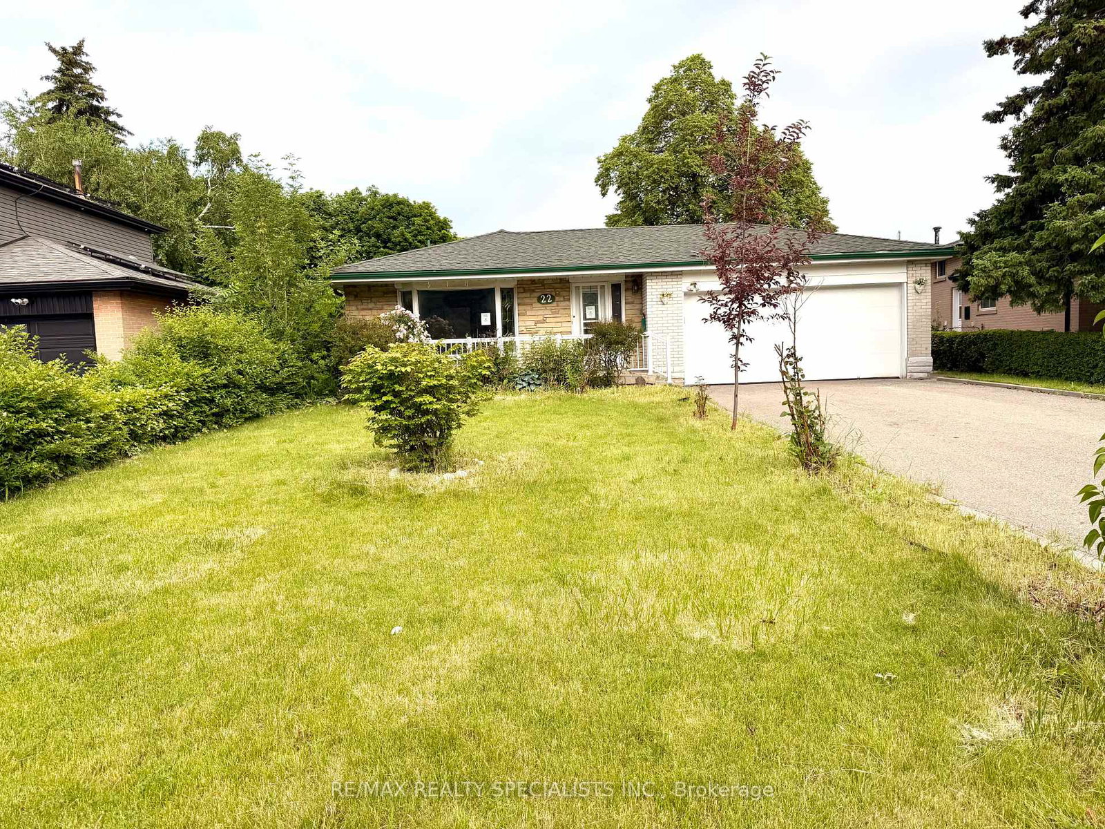 22-beechwood-crescent-brampton-ontario-w13522518