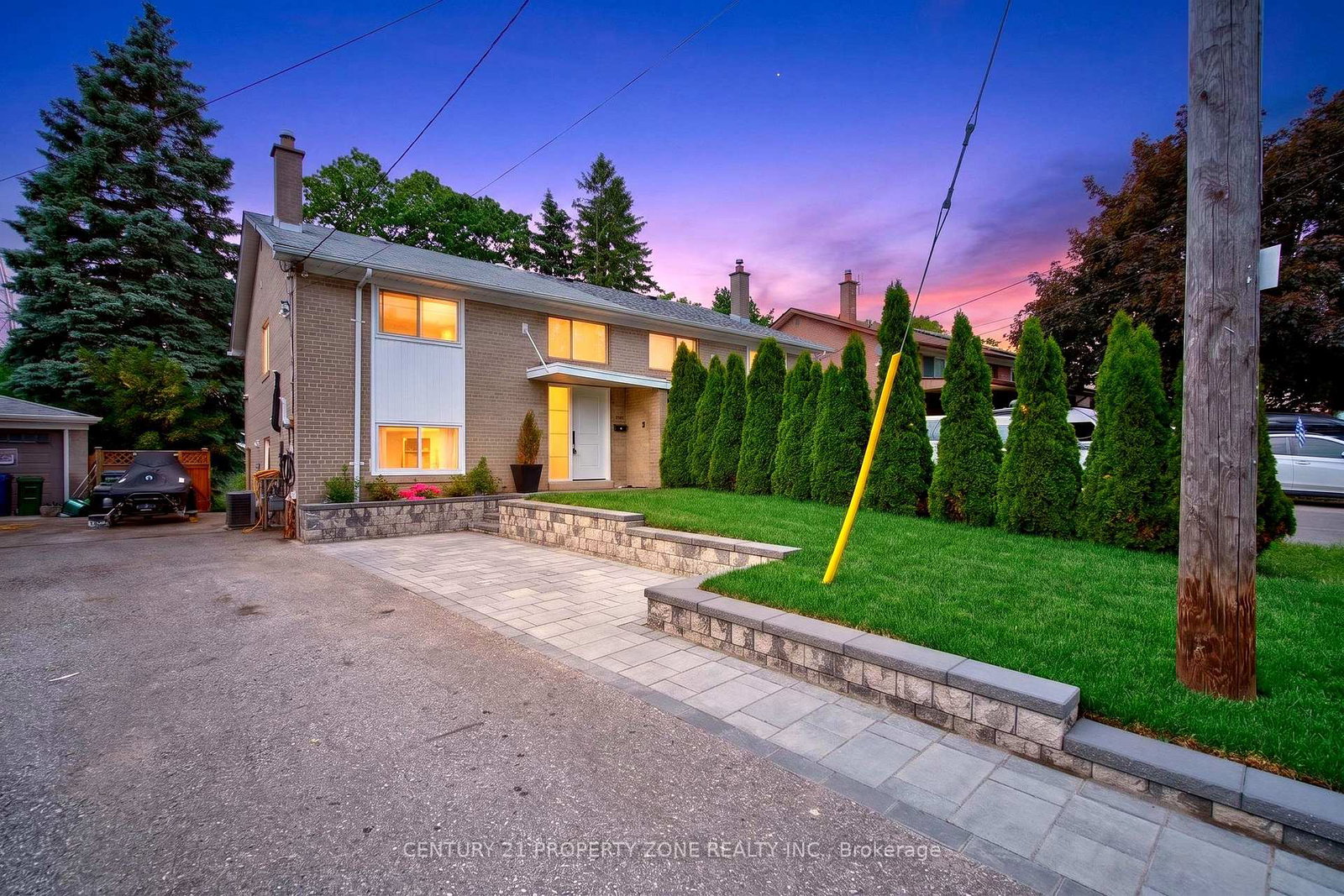 121-saint-lucie-drive-toronto-york-ontario-w13522590