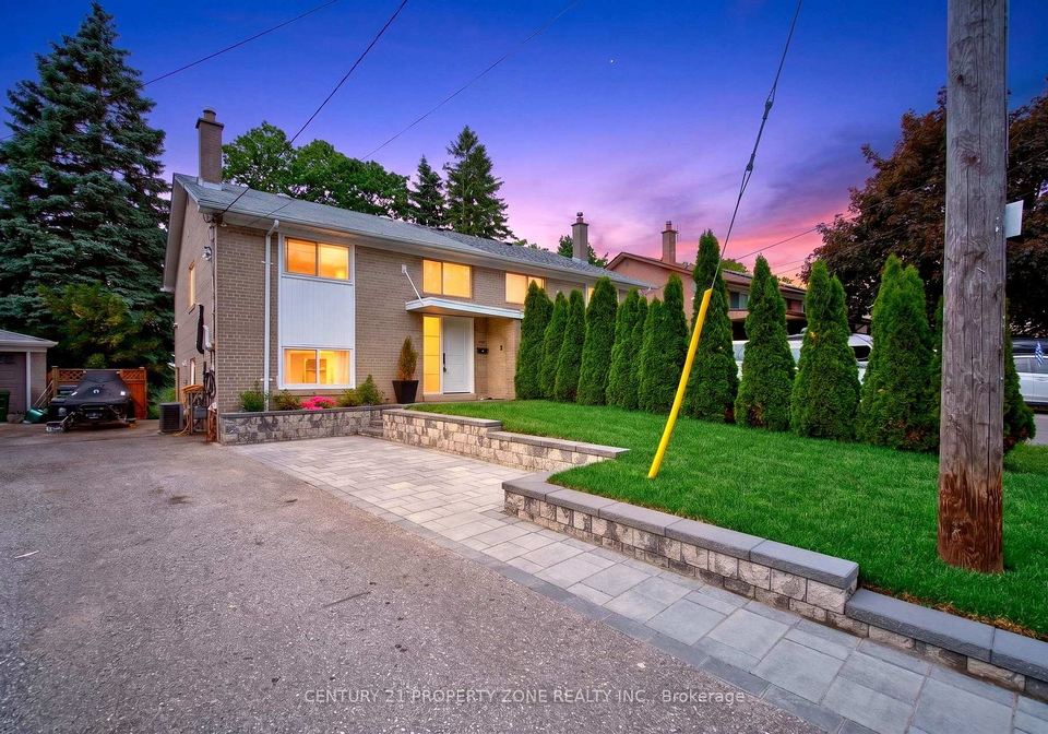 121-saint-lucie-drive-toronto-york-ontario-w13522590