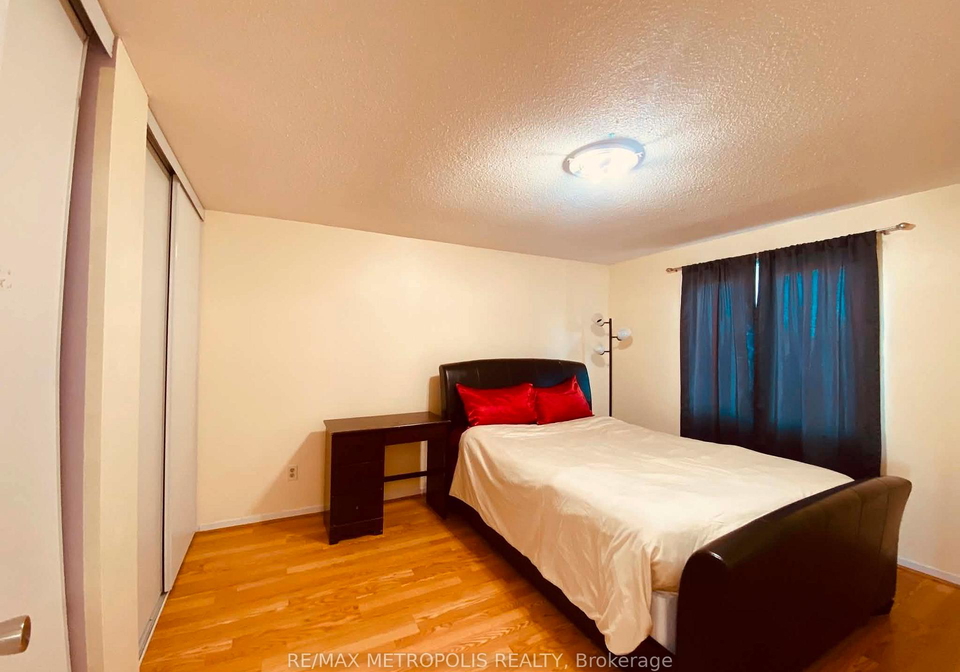 85-elmvale-avenue-brampton-ontario-w13522724