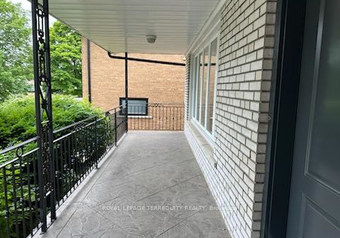 5-hunting-ridge-toronto-etobicoke-ontario-w13522762