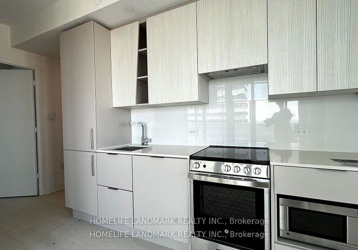 3900-confederation-parkway-mississauga-ontario-w13522910