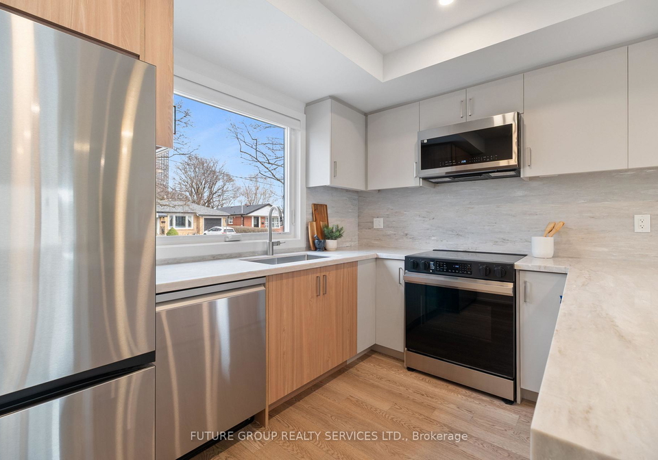 34-poplar-avenue-toronto-etobicoke-ontario-w13522942