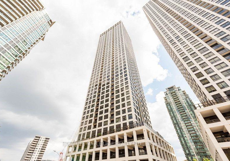 30-elm-drive-w-mississauga-ontario-w13523152
