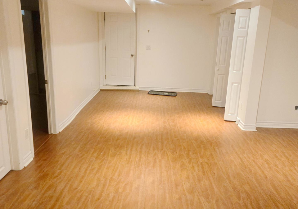 4594-bismark-crescent-mississauga-ontario-w13523456
