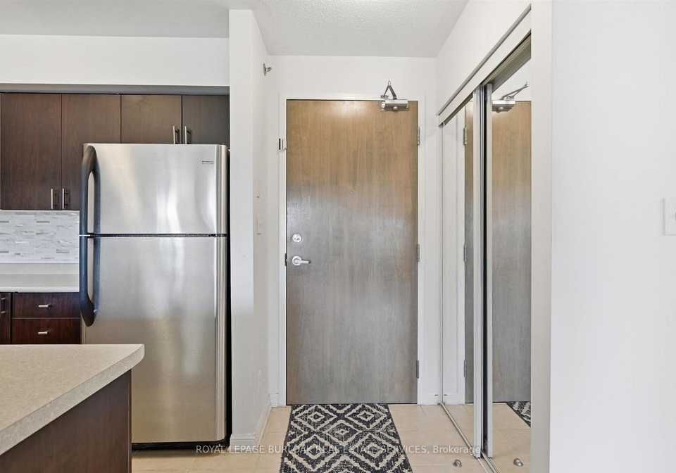 3060-rotary-way-burlington-ontario-w13523496