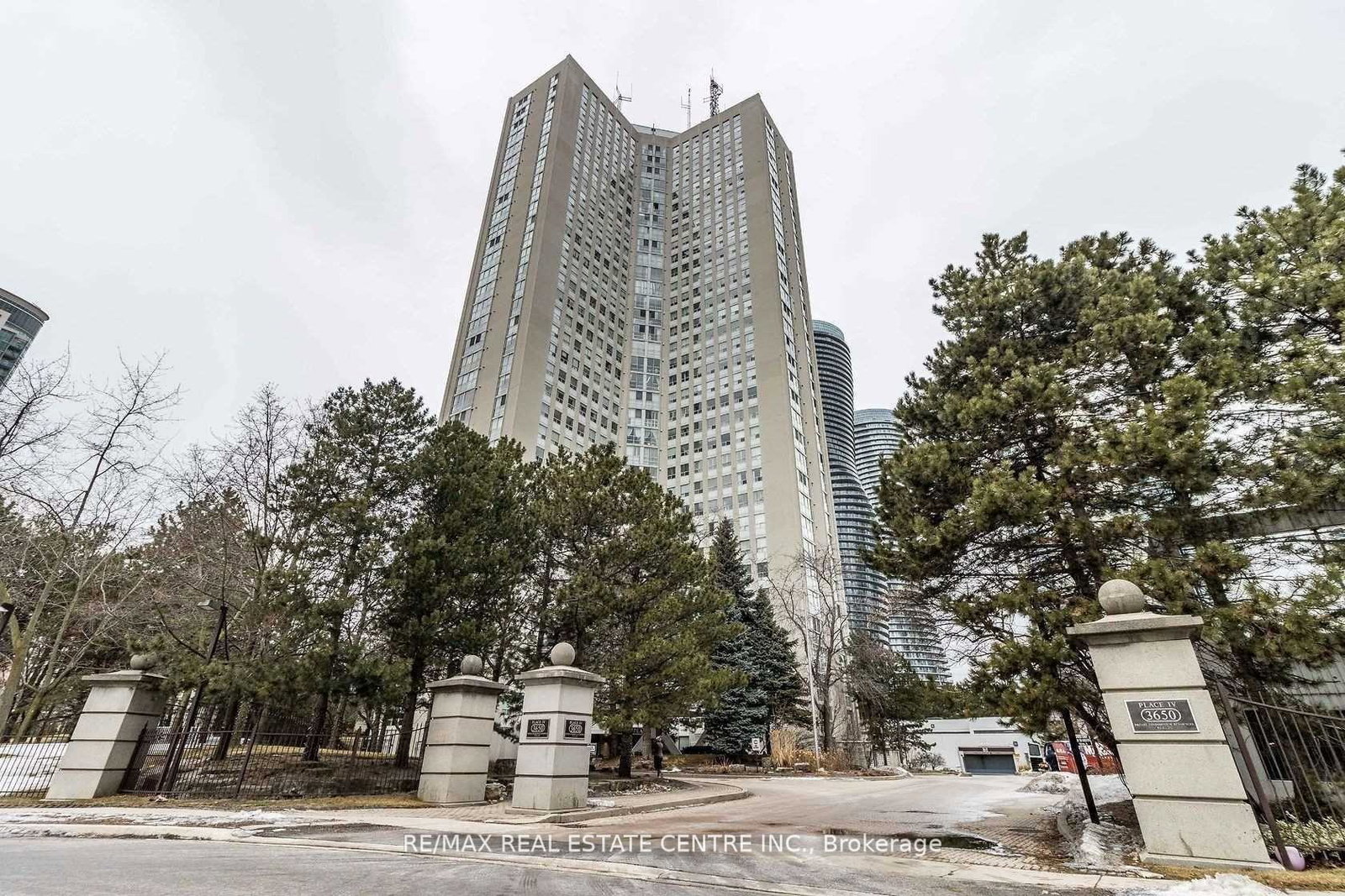 3650-kaneff-crescent-mississauga-ontario-w13523562