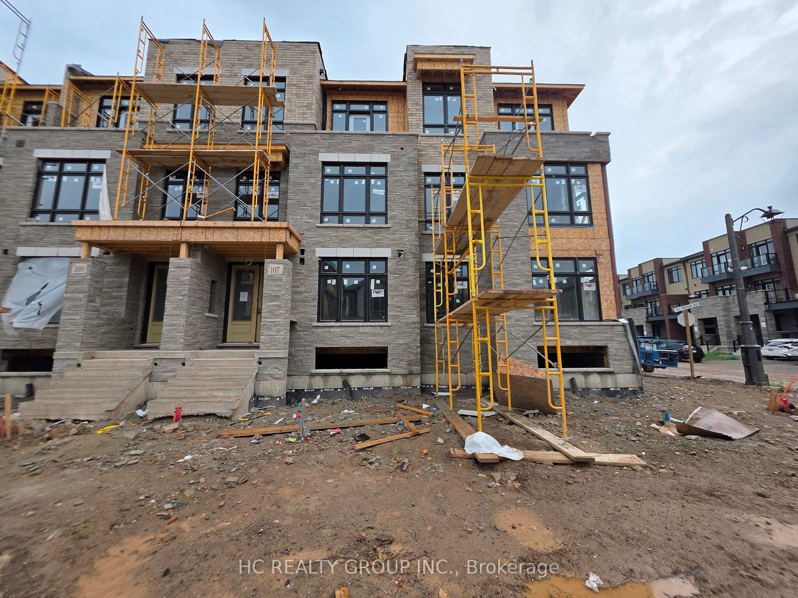 107-jack-bowerbank-boulevard-oakville-ontario-w13523580