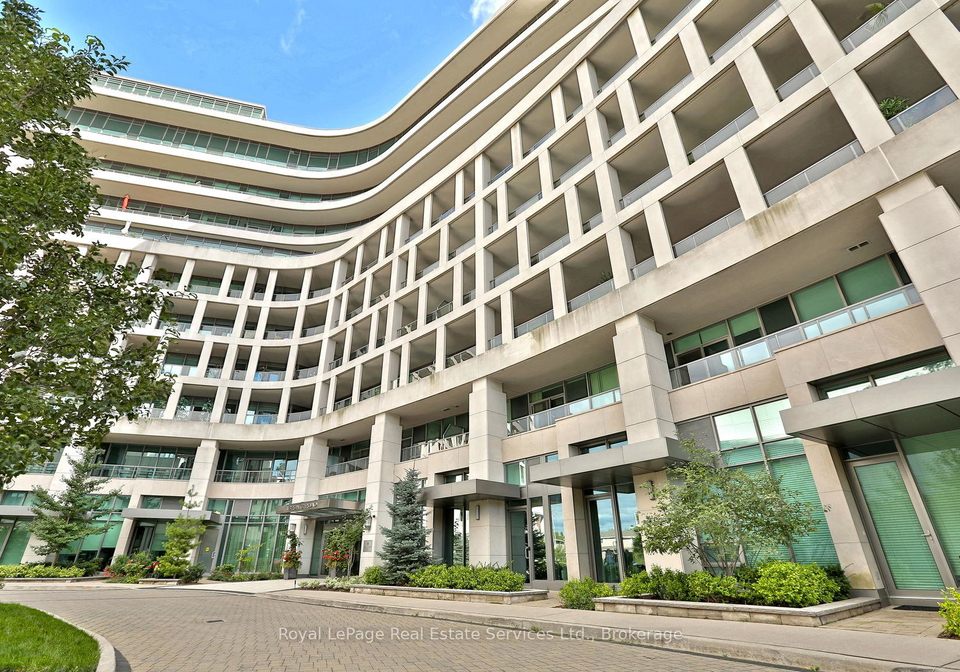 11-bronte-road-oakville-ontario-w13523668